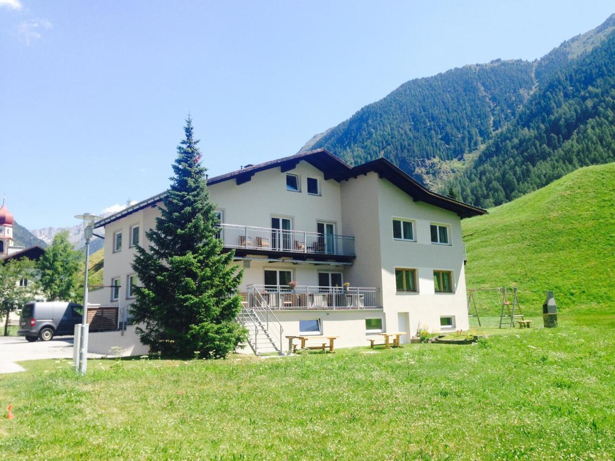 Apart Tyrol Umhausen Exterior foto