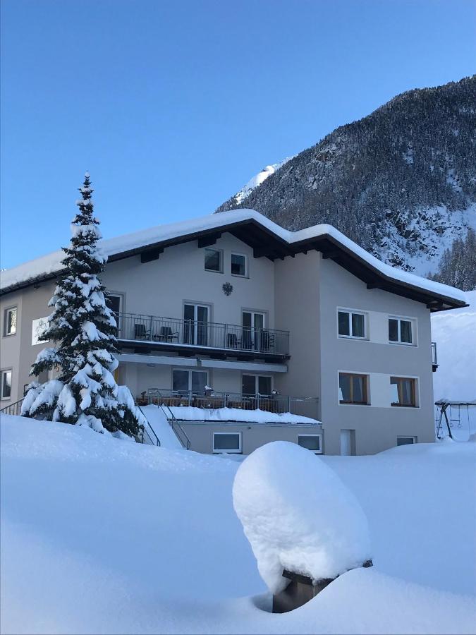Apart Tyrol Umhausen Exterior foto